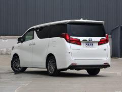 Фото Toyota Alphard (H30), Внешний вид кузова
