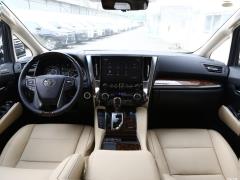 Фото Toyota Alphard (H30)