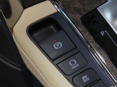 Премиум-версия 2020 с двумя двигателями 2,5 л 2020 Dual Engine 2.5L Premium Edition Фото 35 из 90