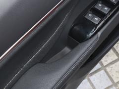 Фейслифтинг 2019 года с двумя двигателями 2.5HS Fengshang версия 2019 facelift dual engine 2.5HS Fengshang version Фото 677 из 808