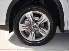 2021 2.0T 4WD Premium Edition 7-местный 2021 2.0T 4WD Premium Edition 7-seater Фото 92 из 122