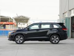2021 2.0T 4WD Premium Edition 7-местный 2021 2.0T 4WD Premium Edition 7-seater Фото 18 из 379