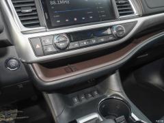 2021 2.0T 4WD Premium Edition 7-местный 2021 2.0T 4WD Premium Edition 7-seater Фото 82 из 220