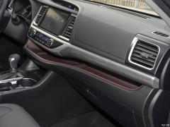 2021 2.0T 4WD Premium Edition 7-местный 2021 2.0T 4WD Premium Edition 7-seater Фото 89 из 220