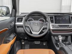 2021 2.0T 4WD Rider Edition 7-местный 2021 2.0T 4WD Rider Edition 7-seater Фото 2 из 220