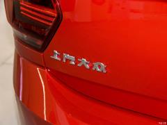 2019 Plus 1,5-литровый автомат Beats Trendy Cool Edition 2019 Plus 1.5L Automatic Beats Trendy Cool Edition Фото 42 из 53