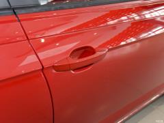 2019 Plus 1,5-литровый автомат Beats Trendy Cool Edition 2019 Plus 1.5L Automatic Beats Trendy Cool Edition Фото 53 из 53