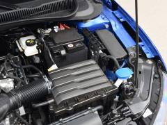 2019 Plus 1.5L Автоматическая цветная технология Edition 2019 Plus 1.5L Automatic Colorful Technology Edition Фото 13 из 70