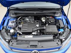 2019 Plus 1.5L Автоматическая цветная технология Edition 2019 Plus 1.5L Automatic Colorful Technology Edition Фото 10 из 70
