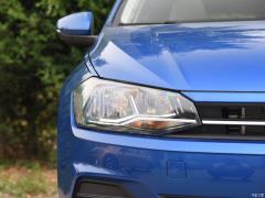 2019 Plus 1.5L Автоматическая цветная технология Edition 2019 Plus 1.5L Automatic Colorful Technology Edition Фото 16 из 70