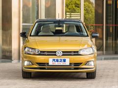 Фото Volkswagen Polo (Mk6)
