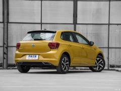 2019 Plus 1,5-литровый автомат Beats Trendy Cool Edition 2019 Plus 1.5L Automatic Beats Trendy Cool Edition Фото 15 из 185