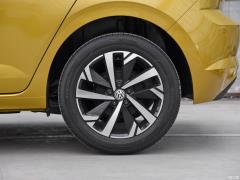 2019 Plus 1,5-литровый автомат Beats Trendy Cool Edition 2019 Plus 1.5L Automatic Beats Trendy Cool Edition Фото 68 из 185