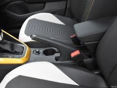 2019 Plus 1,5-литровый автомат Beats Trendy Cool Edition 2019 Plus 1.5L Automatic Beats Trendy Cool Edition Фото 67 из 425