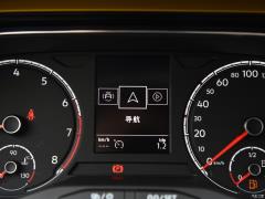 2019 Plus 1,5-литровый автомат Beats Trendy Cool Edition 2019 Plus 1.5L Automatic Beats Trendy Cool Edition Фото 23 из 425