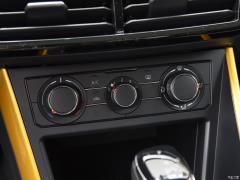 2019 Plus 1,5-литровый автомат Beats Trendy Cool Edition 2019 Plus 1.5L Automatic Beats Trendy Cool Edition Фото 61 из 425