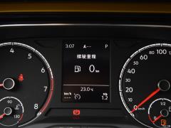 2019 Plus 1,5-литровый автомат Beats Trendy Cool Edition 2019 Plus 1.5L Automatic Beats Trendy Cool Edition Фото 13 из 425