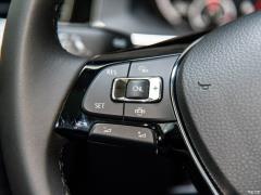 2019 Plus 1,5-литровый автомат Beats Trendy Cool Edition 2019 Plus 1.5L Automatic Beats Trendy Cool Edition Фото 77 из 425