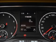 2019 Plus 1,5-литровый автомат Beats Trendy Cool Edition 2019 Plus 1.5L Automatic Beats Trendy Cool Edition Фото 19 из 425