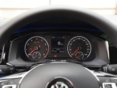 2019 Plus 1.5L Автоматическая цветная технология Edition 2019 Plus 1.5L Automatic Colorful Technology Edition Фото 183 из 425