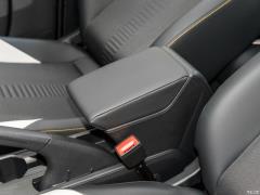 2019 Plus 1,5-литровый автомат Beats Trendy Cool Edition 2019 Plus 1.5L Automatic Beats Trendy Cool Edition Фото 284 из 425