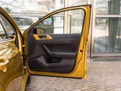 2019 Plus 1,5-литровый автомат Beats Trendy Cool Edition 2019 Plus 1.5L Automatic Beats Trendy Cool Edition Фото 297 из 425
