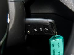 2019 Plus 1,5-литровый автомат Beats Trendy Cool Edition 2019 Plus 1.5L Automatic Beats Trendy Cool Edition Фото 84 из 425