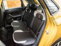 2019 Plus 1,5-литровый автомат Beats Trendy Cool Edition 2019 Plus 1.5L Automatic Beats Trendy Cool Edition Фото 289 из 425