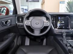 Фото Volvo S60 