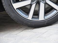 2021 Кросс-кантри B5 AWD Zhizun Edition 2021 Cross Country B5 AWD Zhizun Edition Фото 44 из 108