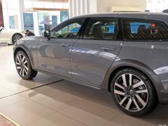 2021 Кросс-кантри B5 AWD Zhizun Edition 2021 Cross Country B5 AWD Zhizun Edition Фото 42 из 60