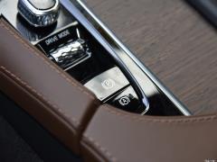 2021 Кросс-кантри B5 AWD Zhizun Edition 2021 Cross Country B5 AWD Zhizun Edition Фото 33 из 79