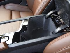 2021 Кросс-кантри B5 AWD Zhizun Edition 2021 Cross Country B5 AWD Zhizun Edition Фото 57 из 79