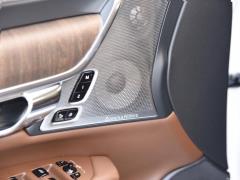 2021 Кросс-кантри B5 AWD Zhizun Edition 2021 Cross Country B5 AWD Zhizun Edition Фото 44 из 79