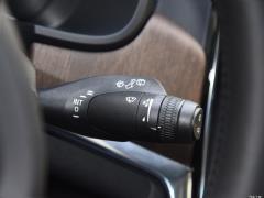2021 Кросс-кантри B5 AWD Zhizun Edition 2021 Cross Country B5 AWD Zhizun Edition Фото 16 из 79