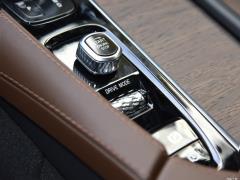 2021 Кросс-кантри B5 AWD Zhizun Edition 2021 Cross Country B5 AWD Zhizun Edition Фото 32 из 79