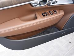 2021 Кросс-кантри B5 AWD Zhizun Edition 2021 Cross Country B5 AWD Zhizun Edition Фото 46 из 79