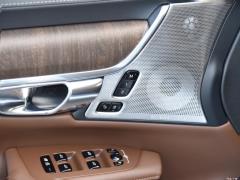 2021 Кросс-кантри B5 AWD Zhizun Edition 2021 Cross Country B5 AWD Zhizun Edition Фото 43 из 79