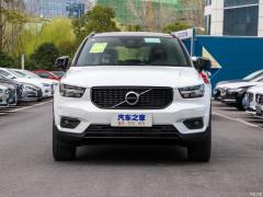 Фото Volvo XC40 