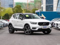 Фото Volvo XC40 