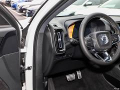 Фото Volvo XC40 , фото салона