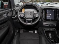 Фото Volvo XC40 